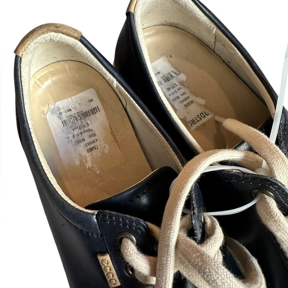 Ecco Soft 7 Leather Lace-up Sneaker in Marine - Size 7 - Picture 5 of 9